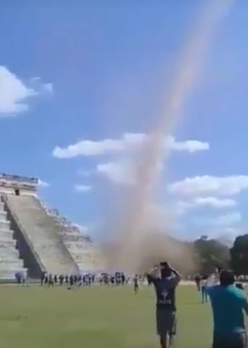 Remolino en la pirámide de El Castillo se vuelve viral