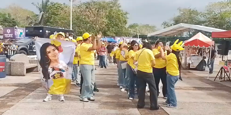 Llegan las porras de las aspirantes a Flor Tabasco2026